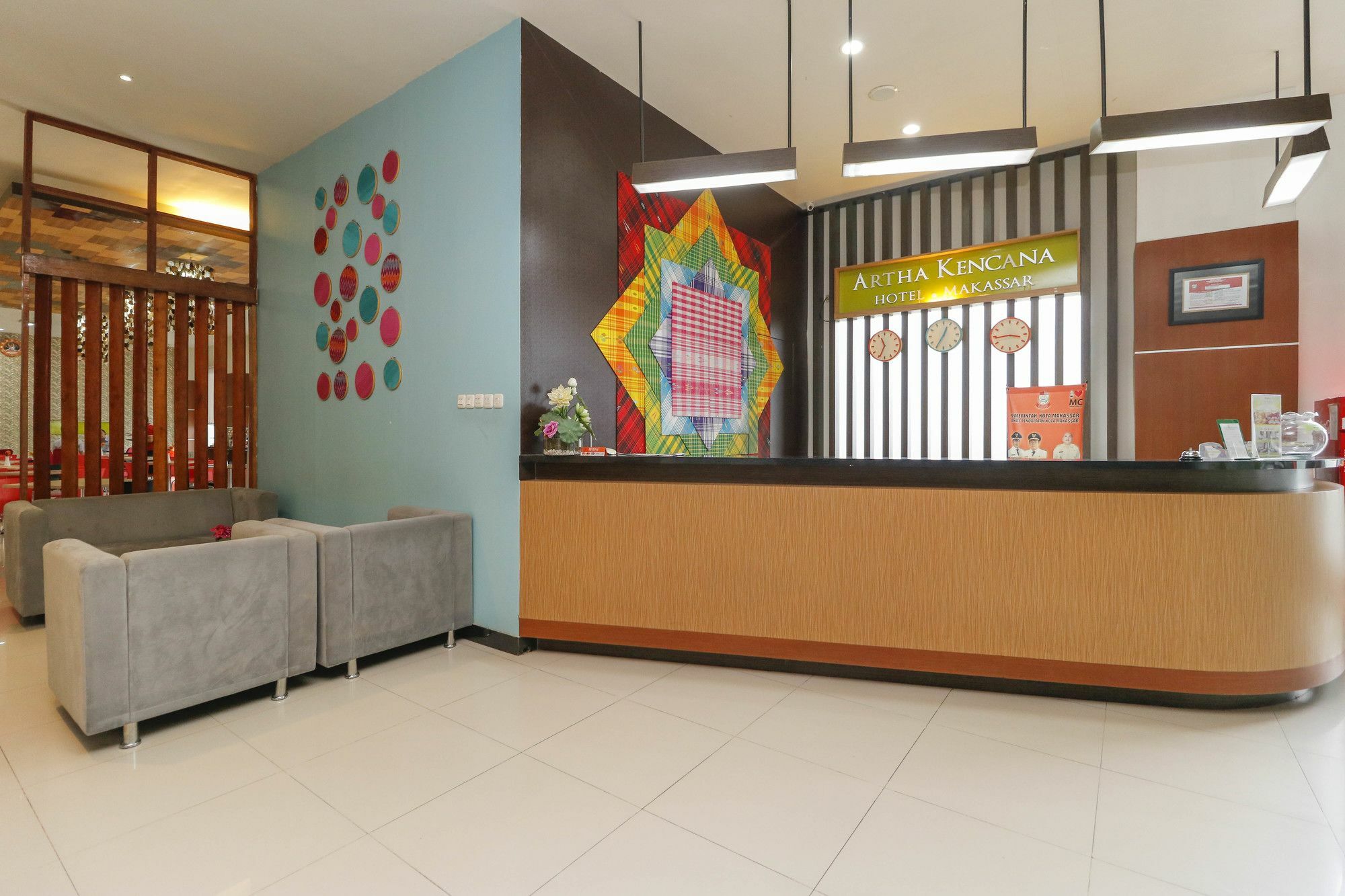 Reddoorz Plus Near Pantai Losari Makassar Eksteriør billede